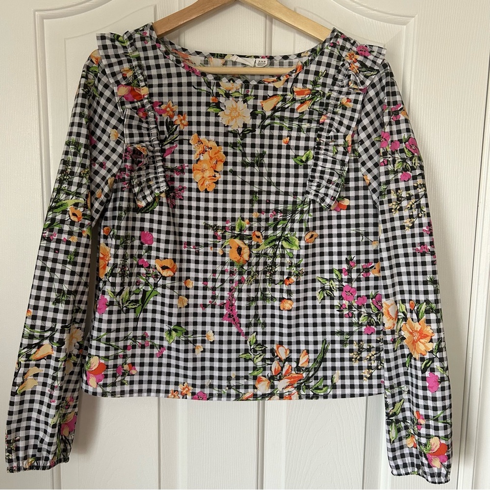Floral Cropped Ruffle Blouse - Picture 3 of 5